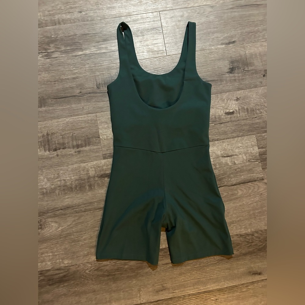 girlfriend collective Green Scoop-Neck Biker Romper Shorts